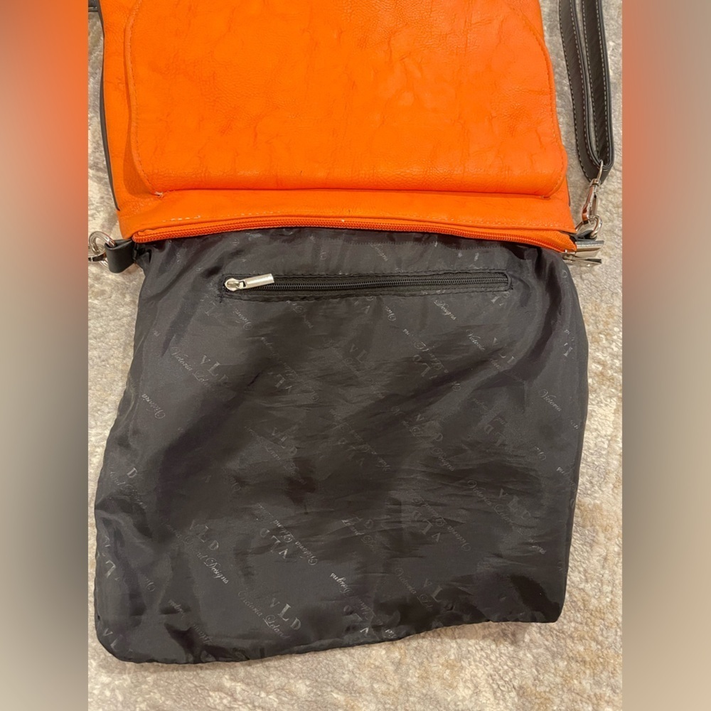 Victoria Leland Designs Orange Cut Out Crossbody Purse 👛 Summer Color Pop! - Picture 5 of 12